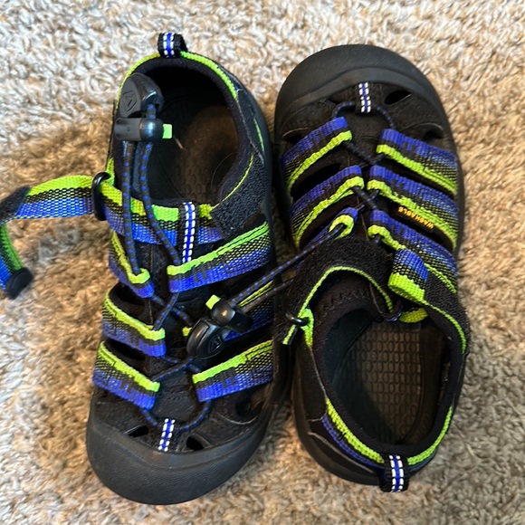 Little Kid’s Keen Sandals “Newport H2” size 11 LIKE NEW!!! - Picture 2 of 6